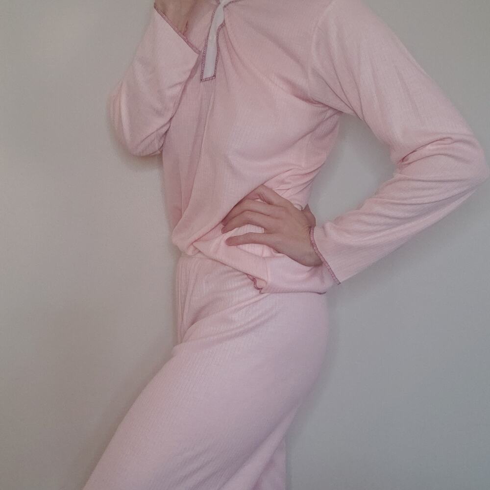 NWOT Lightweight Pajama Set Pants & Long Sleeve Top Pink Size Medium